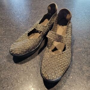 STYLISH Mary Jane's Wedges with Running Shoe comfort